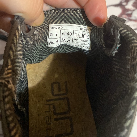 Men’s size 7 hey dudes boots - Picture 4 of 5